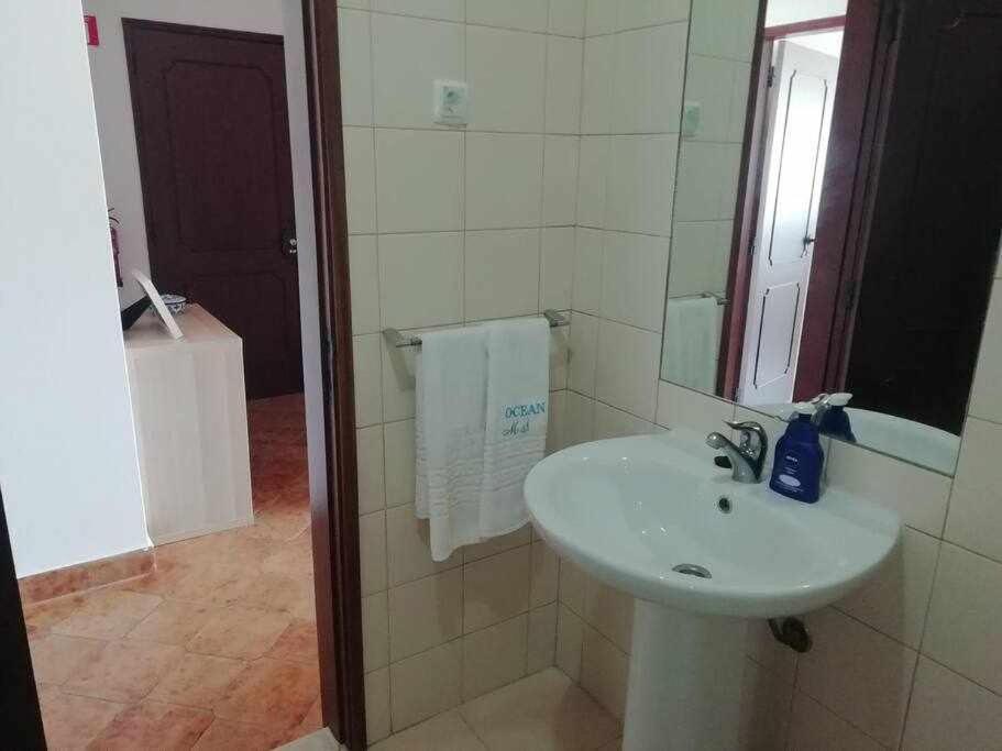 Ocean Quarteira Vista Mar E Central Apartman Kültér fotó
